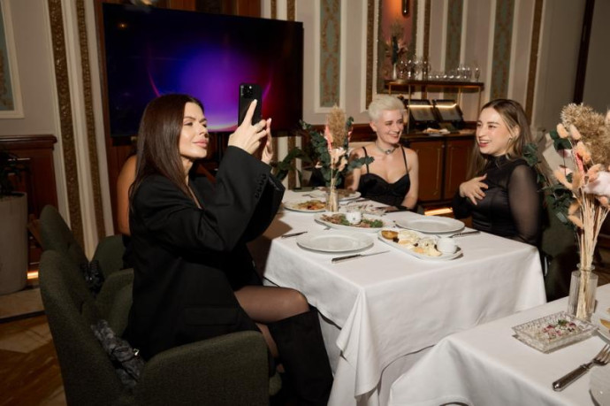 Светлана Сильваши объединила медийных друзей и врачей на запуске WOMEN’S WORLD в Savoy